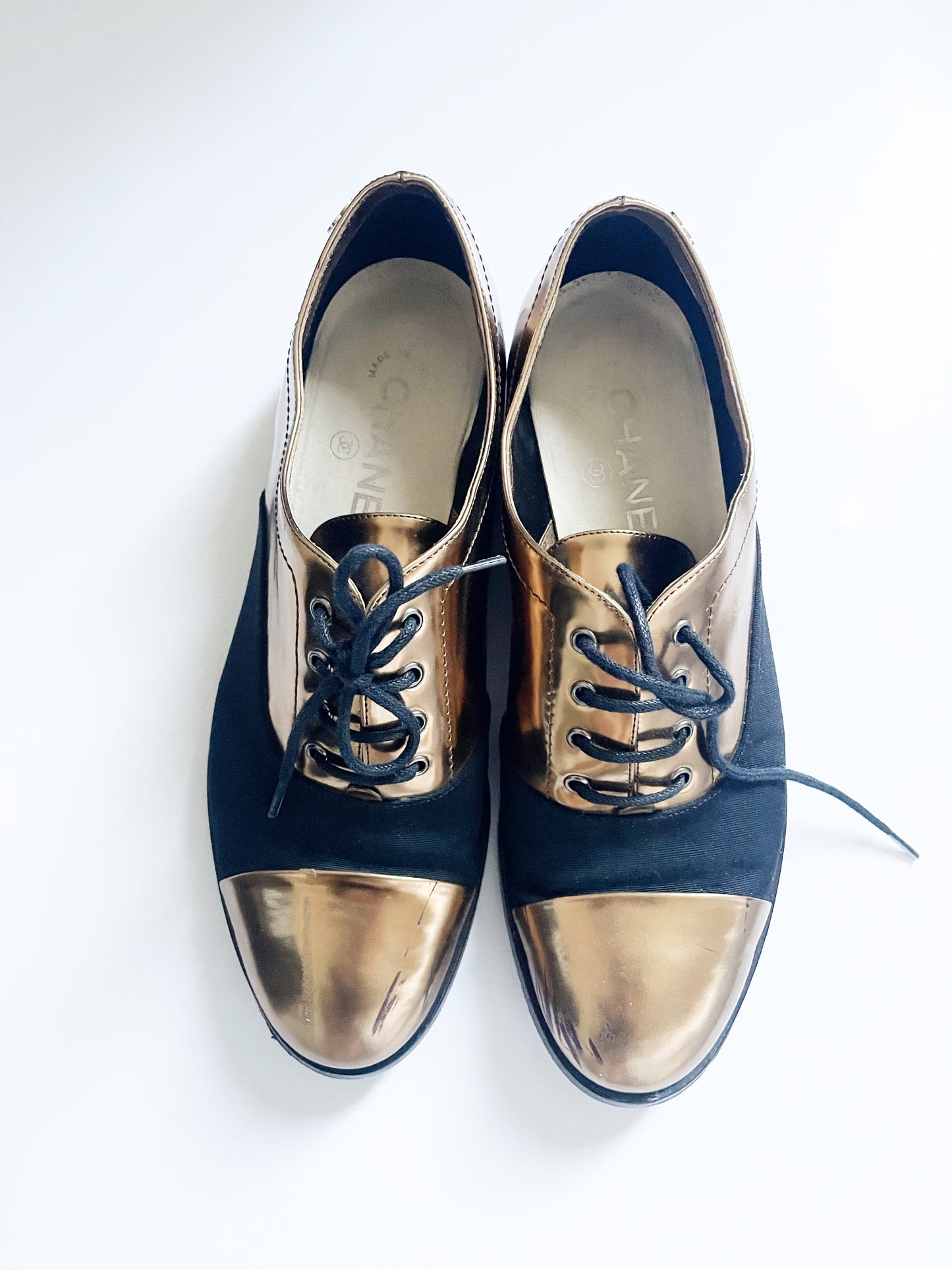Chanel Gold and Black Oxford Shoes UK 5 image 0
