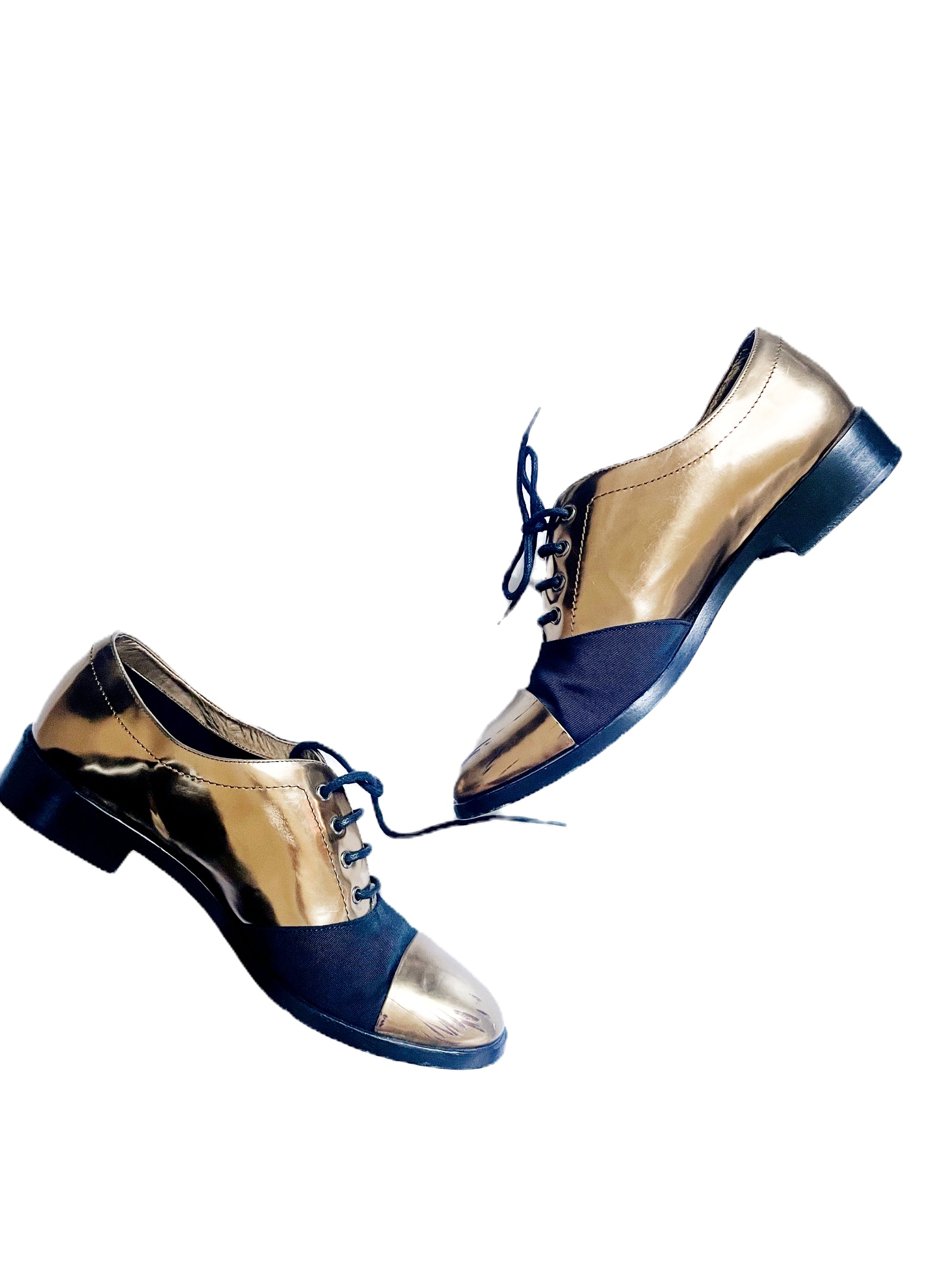 Chanel Gold and Black Oxford Shoes UK 5 image 1