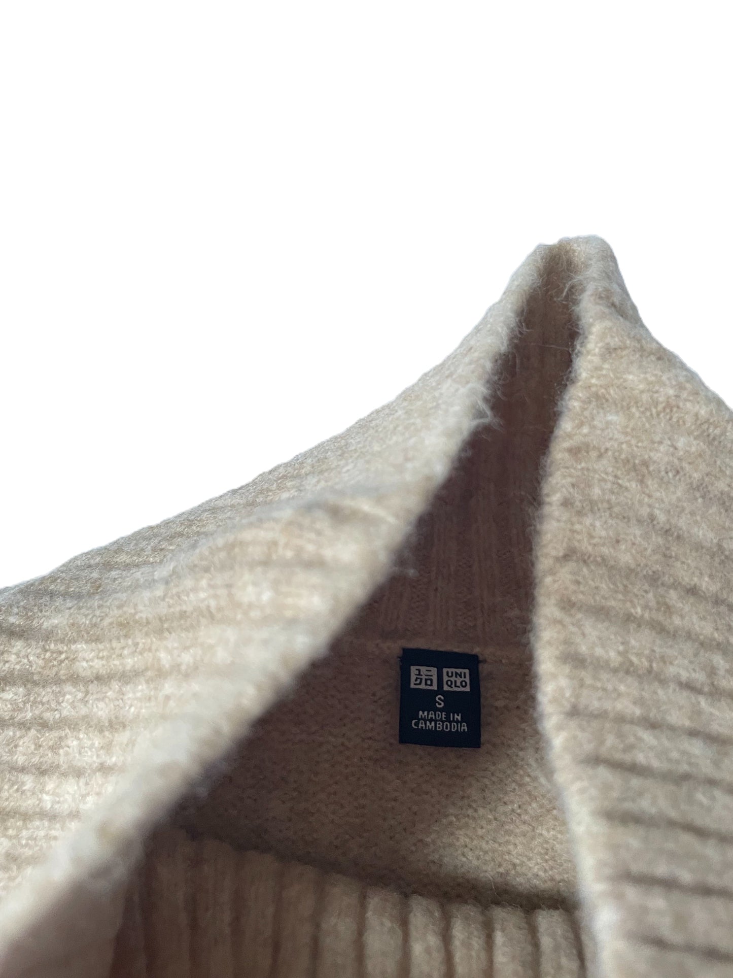Uniqlo Beige Knit S image 2