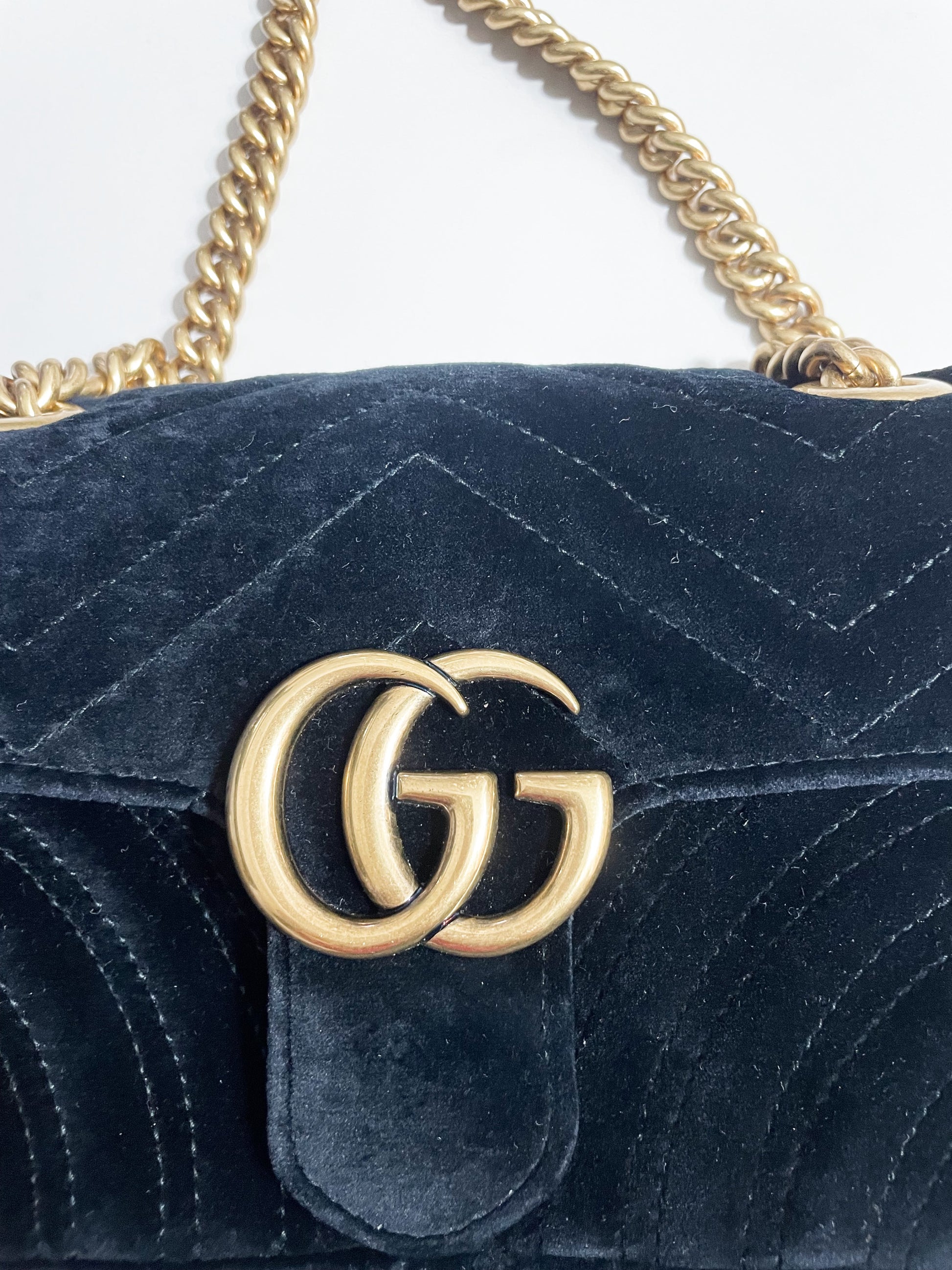 Gucci GG Marmont Velvet Bag image 3