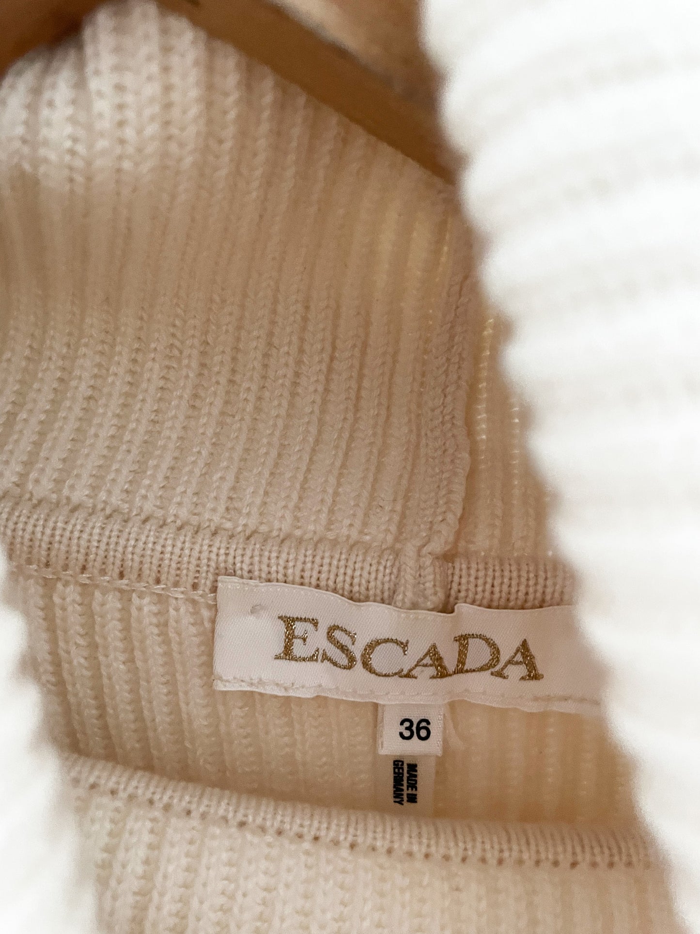Escada Cream Knit Jumper UK 8 image 2