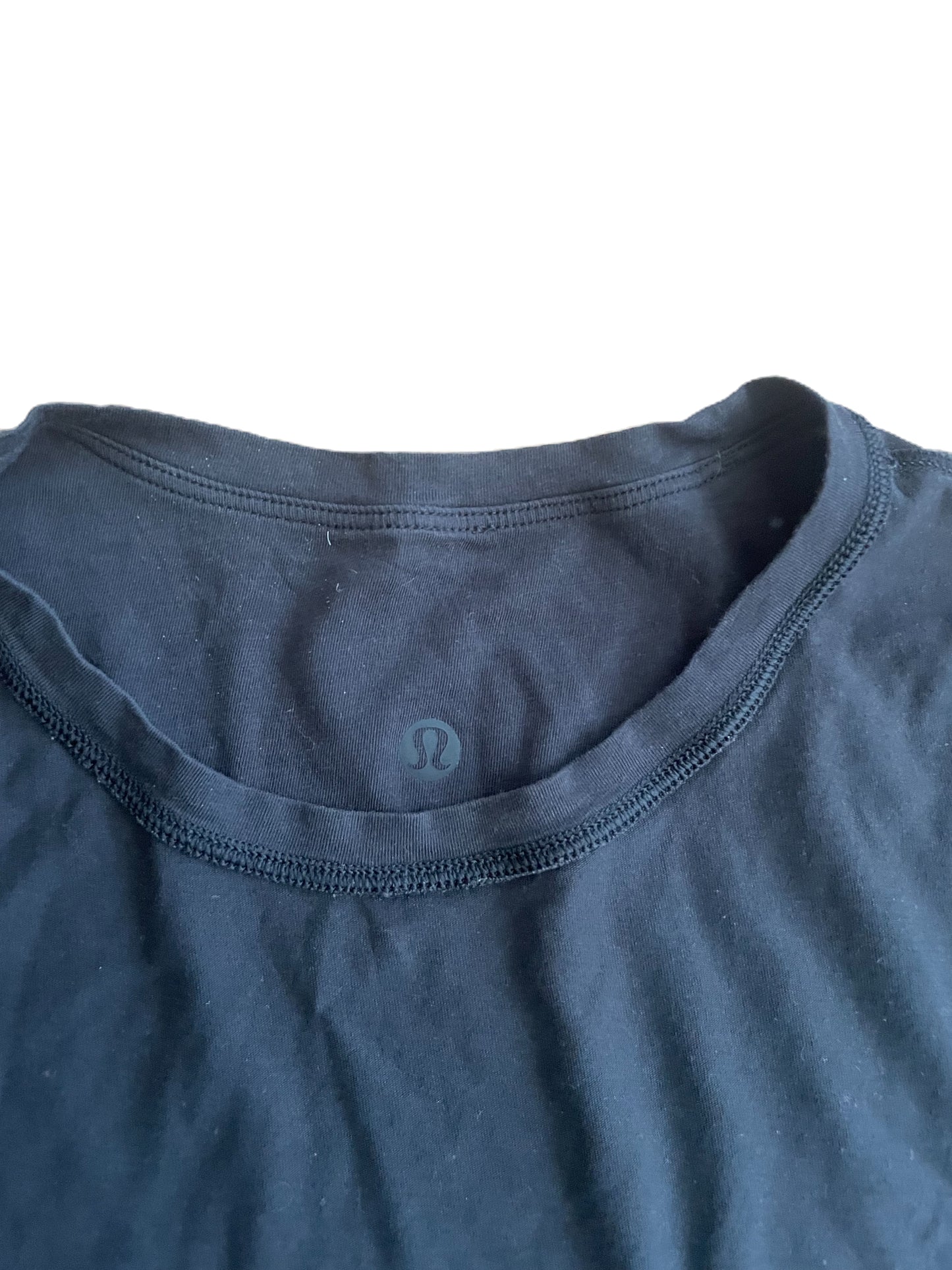 Lululemon Cropped Black Tee S image 2