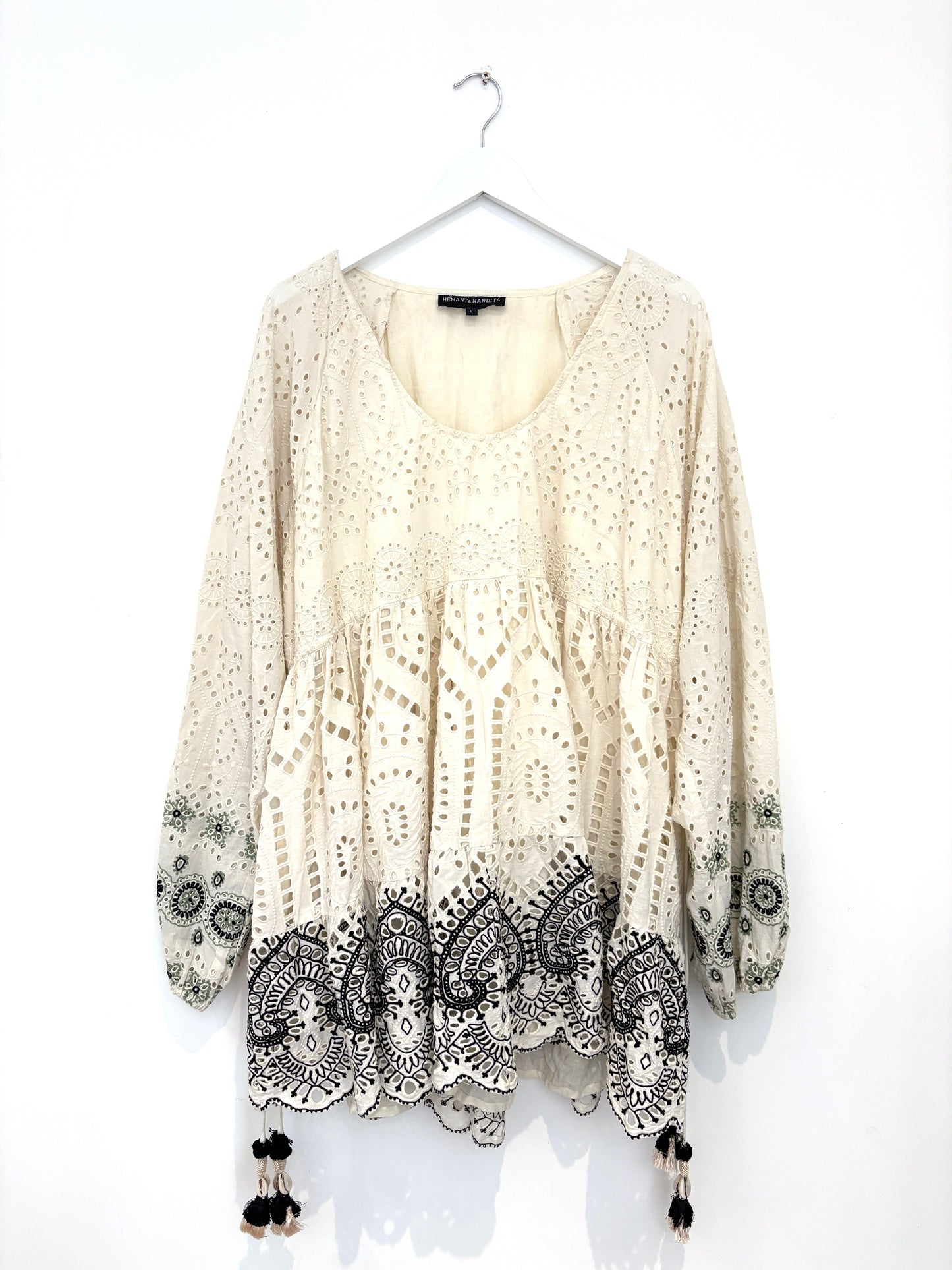 Hemant & Nandita White Lace Dress L image 0