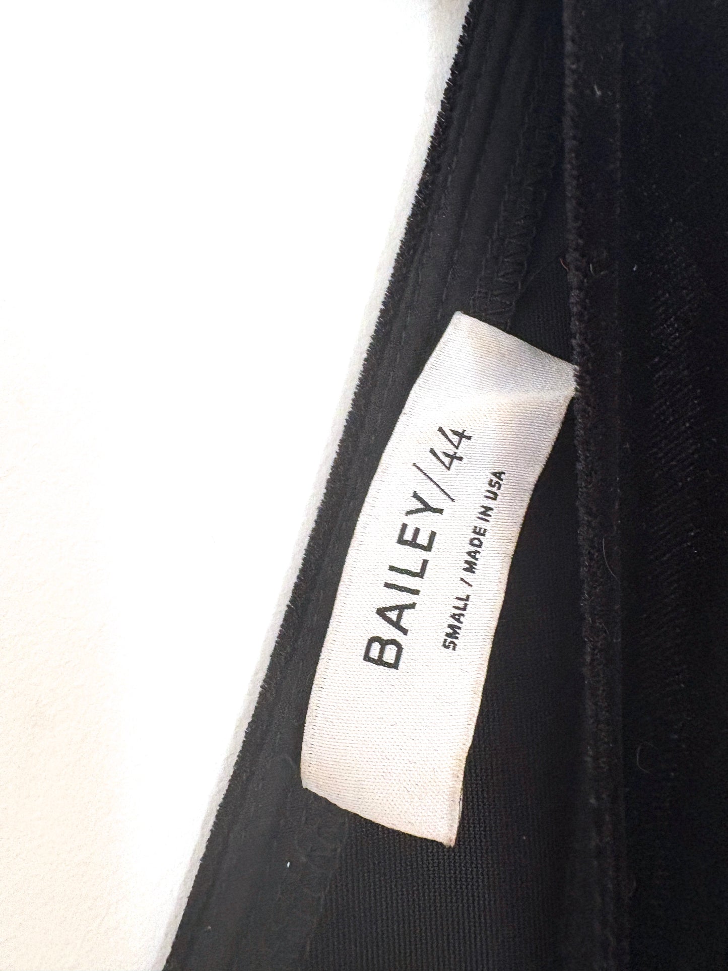 Bailey 44 Open Sleeve Velvet Top S