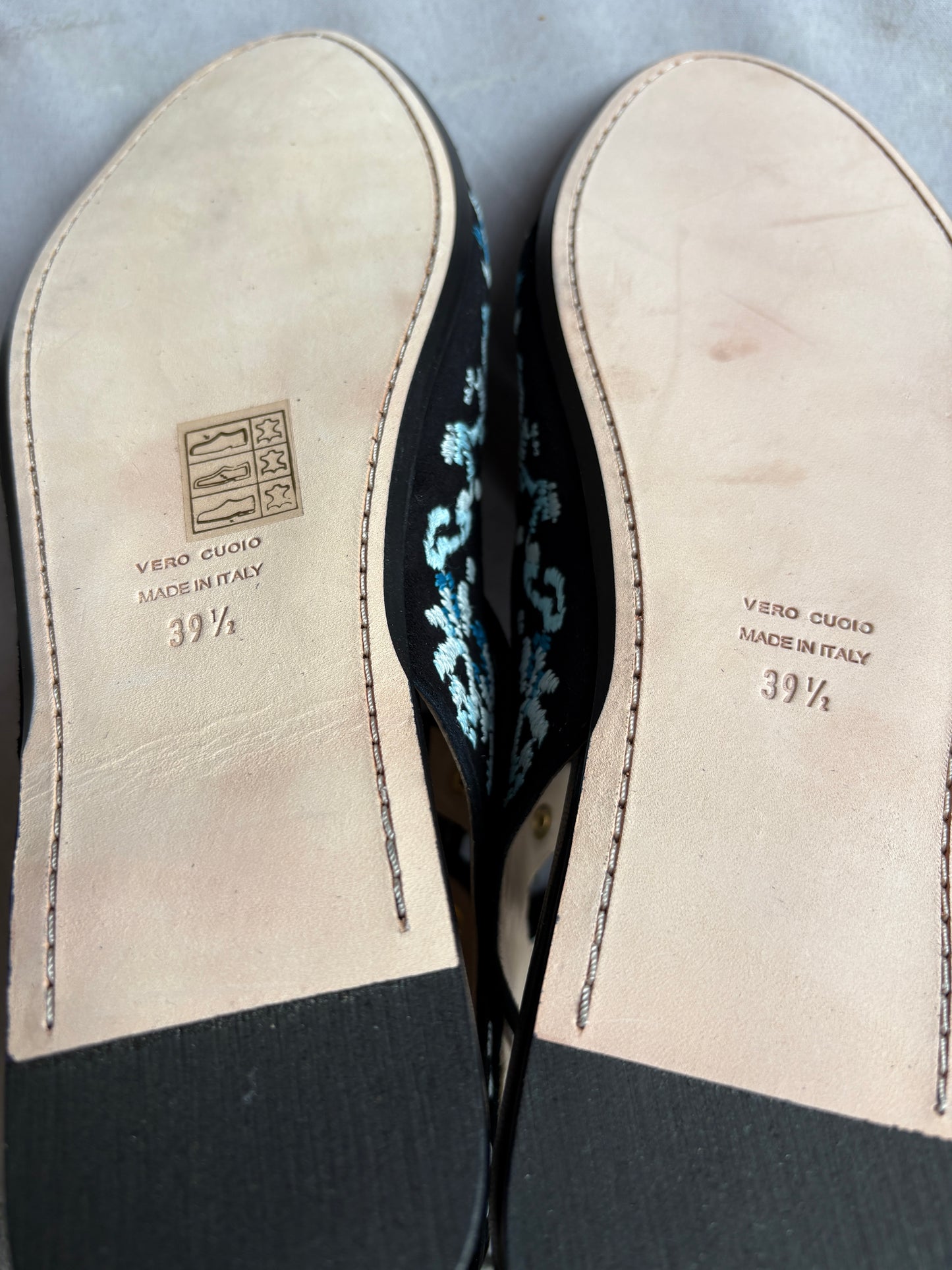 Club Monaco Embroidered Sandals UK 6.5