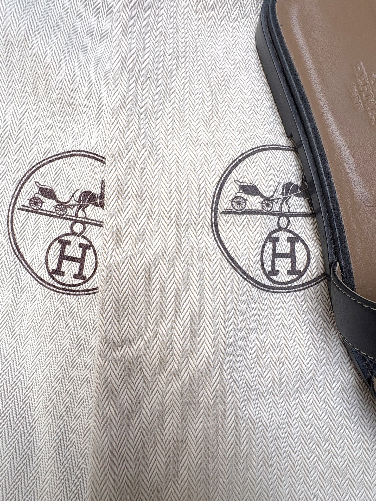 Hermès Oran Sandals UK 6