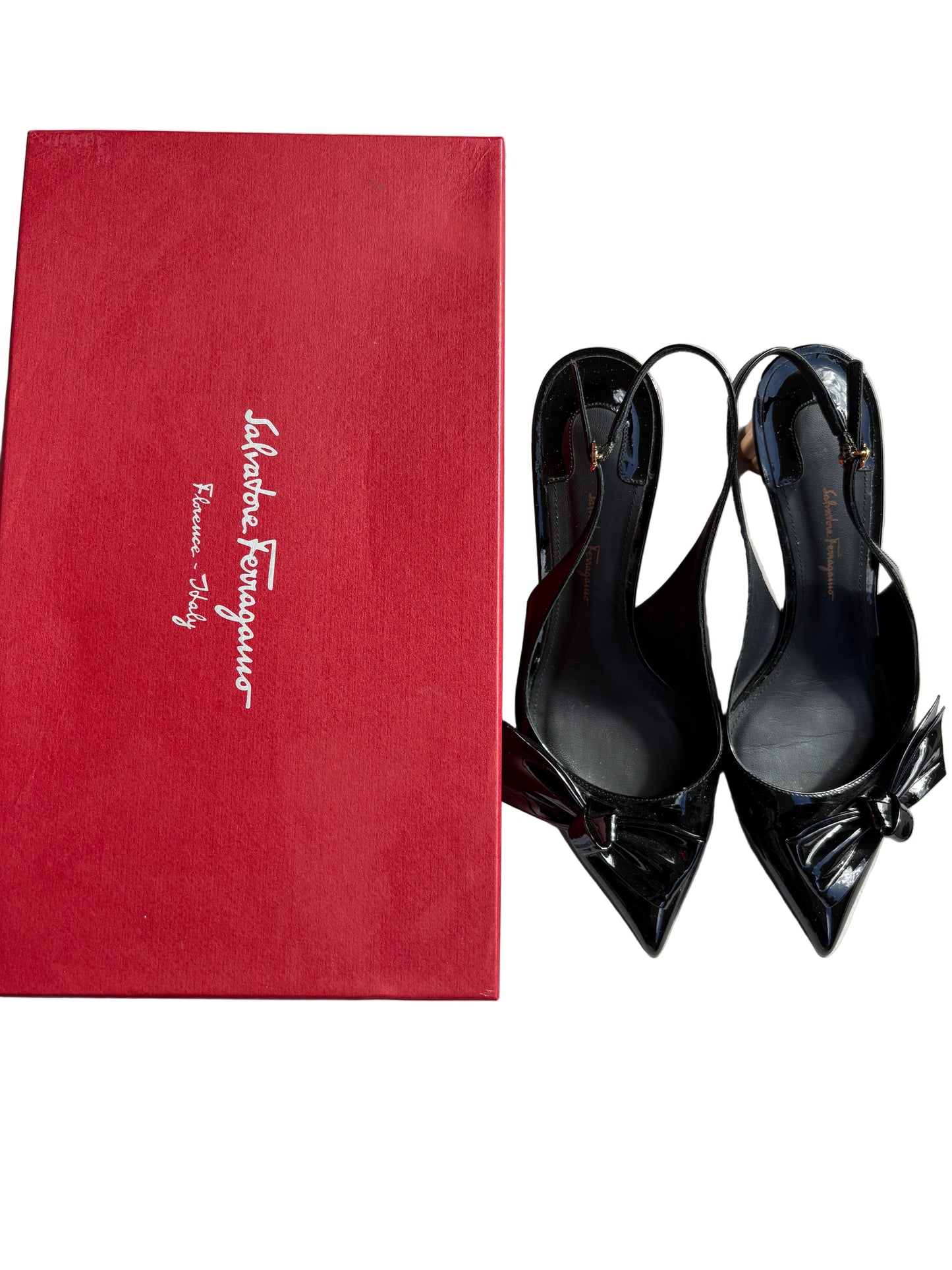 Salvatore Ferragamo Nero Patent Calf Heels UK 5.5