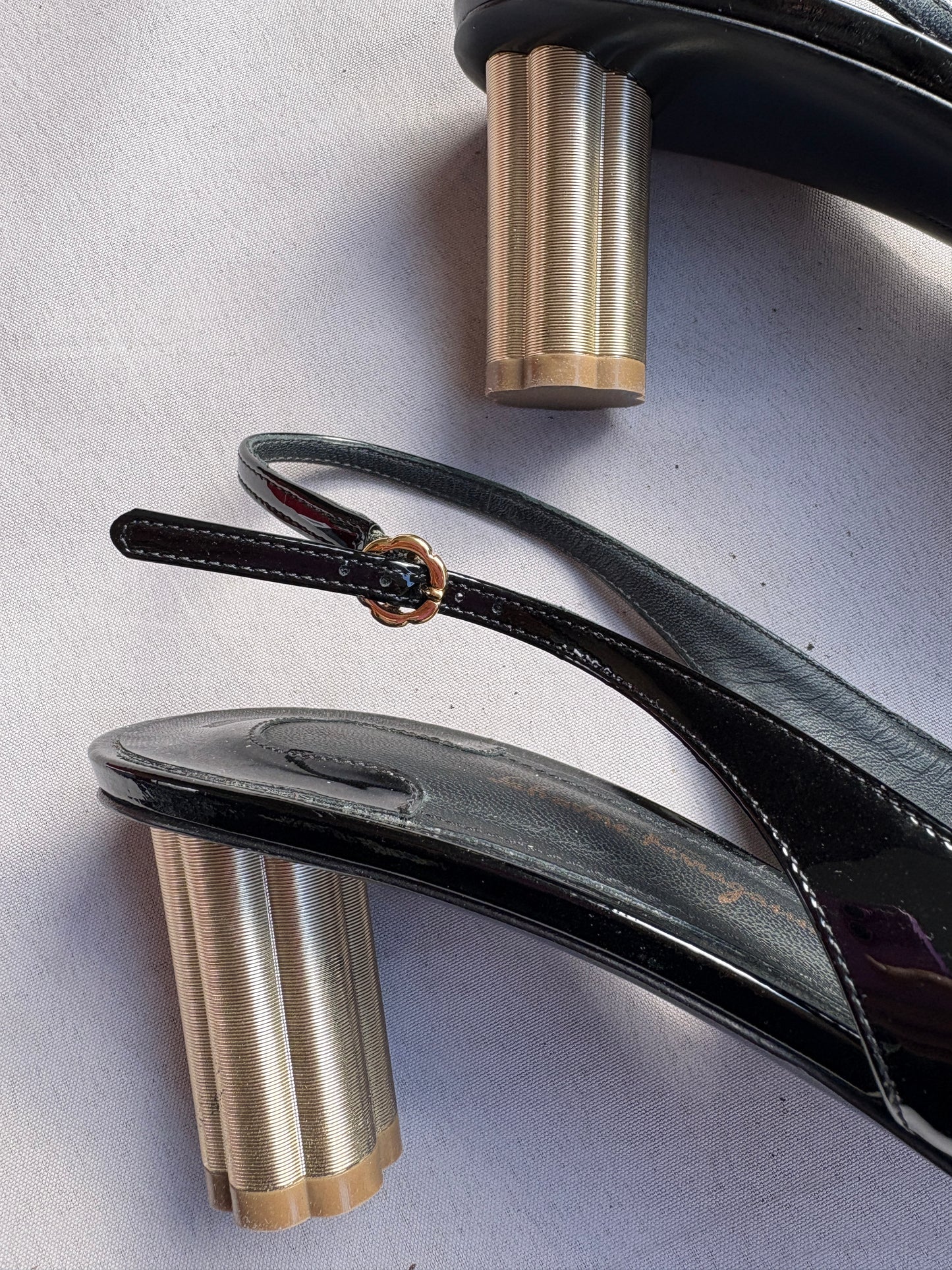 Salvatore Ferragamo Nero Patent Calf Heels UK 5.5