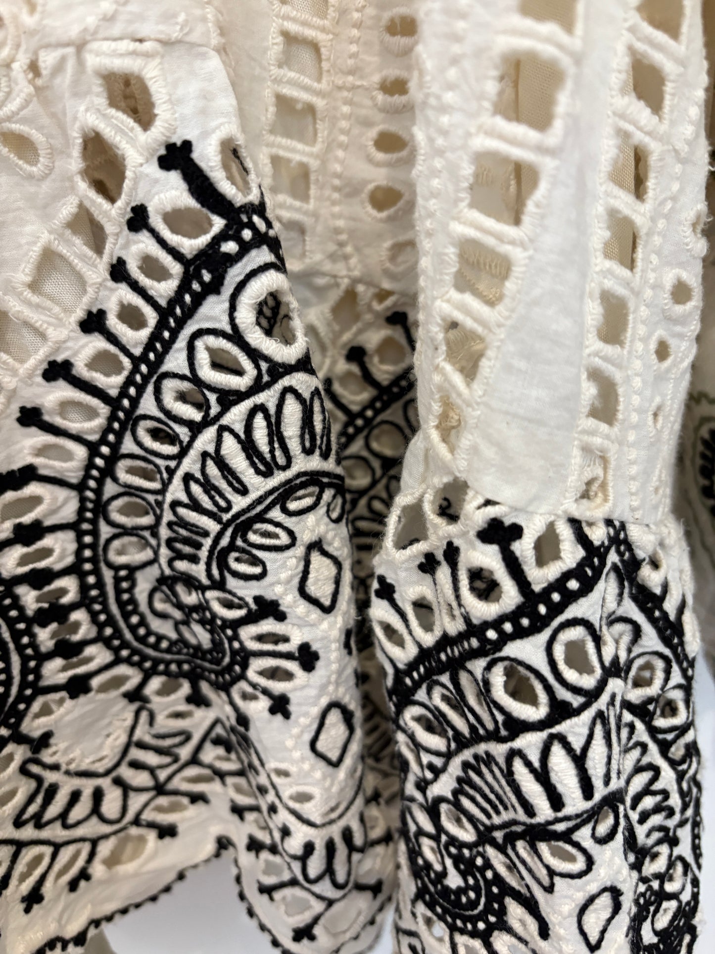 Hemant & Nandita White Lace Dress L