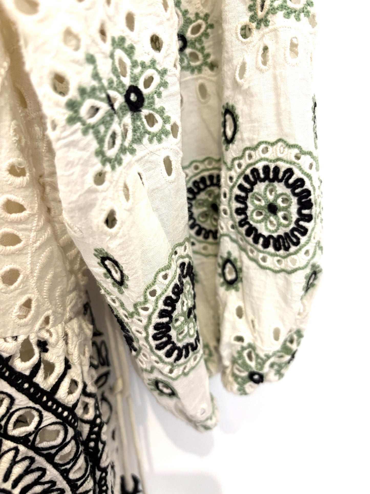 Hemant & Nandita White Lace Dress L