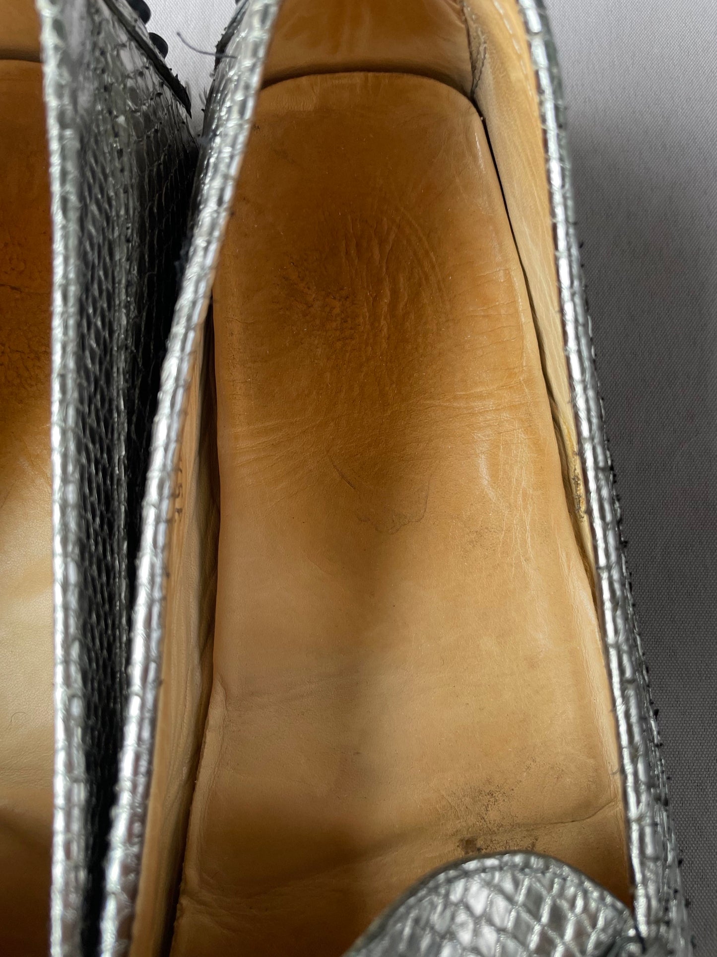 Tod's Metallic Silver Snake Effect Loafers 39.5 image 2
