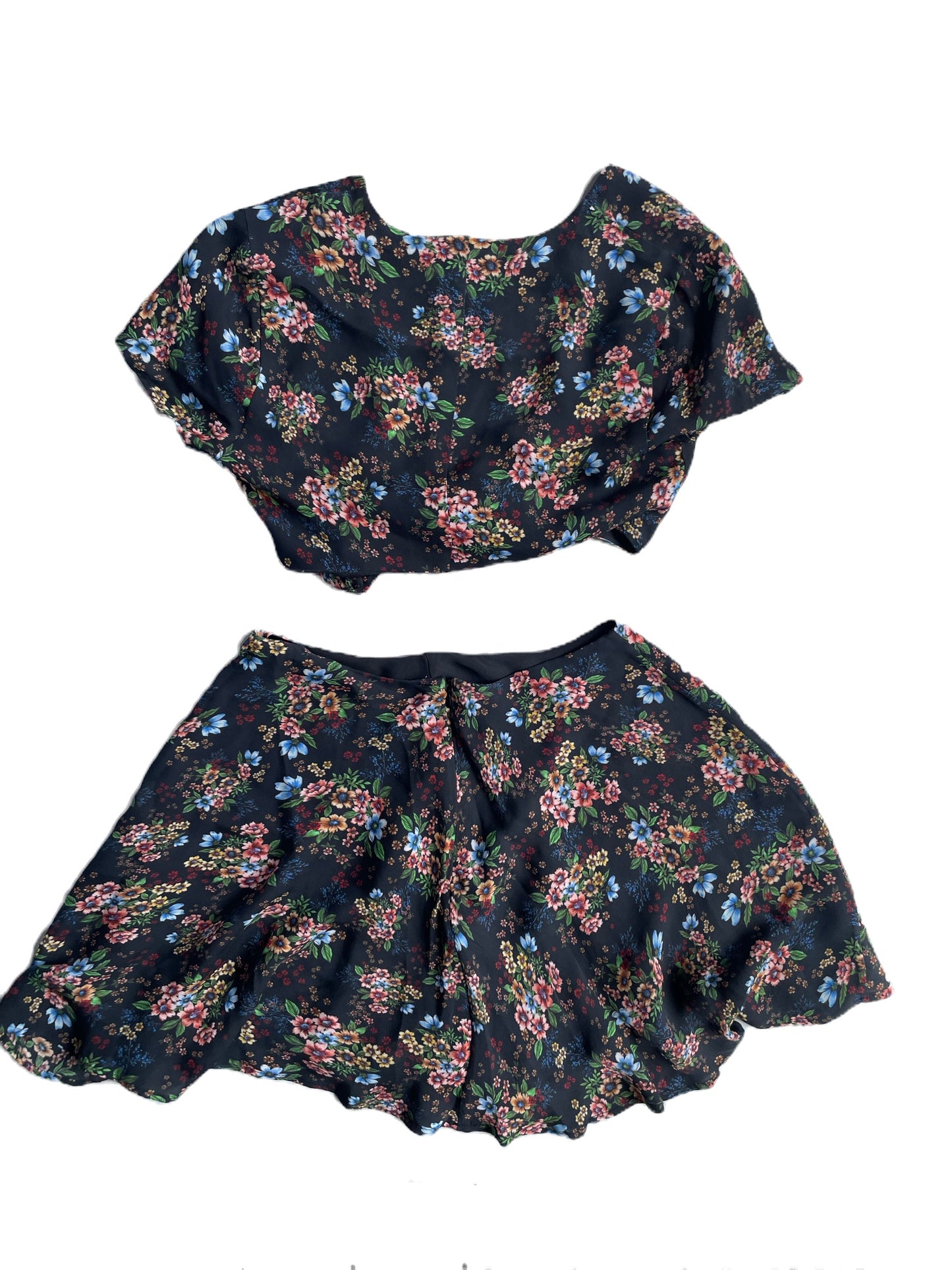 LPA Floral Top & Skirt S image 3