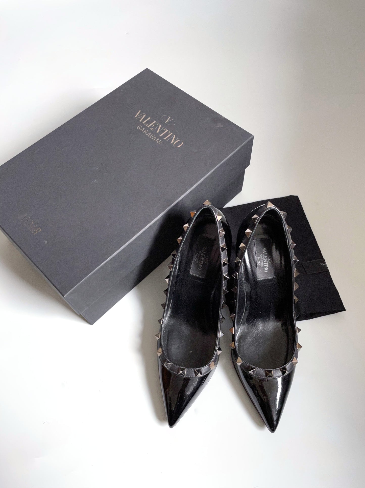 Valentino Patent Black Rockstuds UK 3.5 image 0