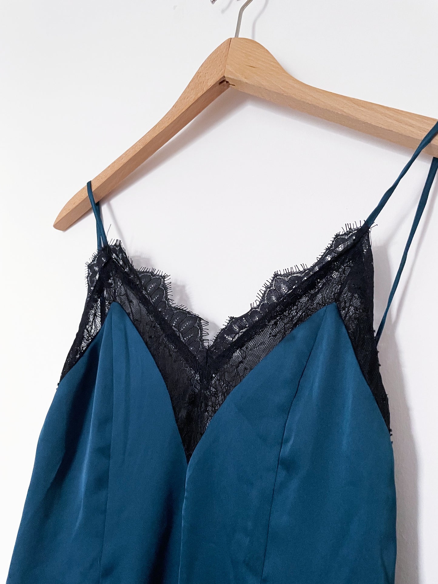 New With Tags Lovers & Friends Satin Dress S image 4