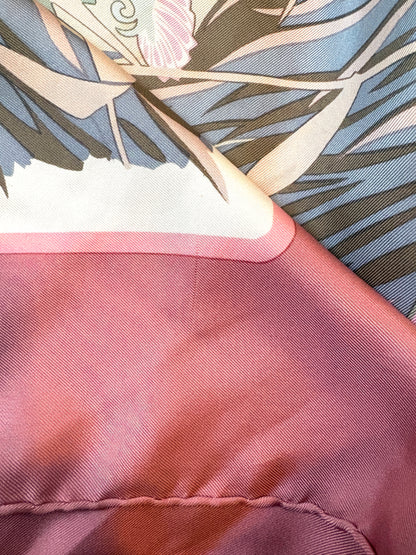 Hermès Silk Twill Foulard Cols Verts Vintage Scarf