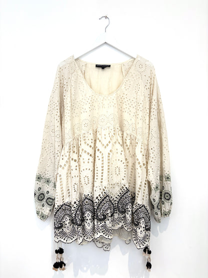 Hemant & Nandita White Lace Dress L image 0