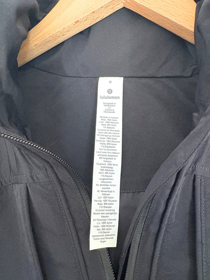 Lululemon Cropped Black Jacket UK 4