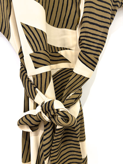 New With Tags Massimo Dutti Printed Dress With Side Buttons UK 8