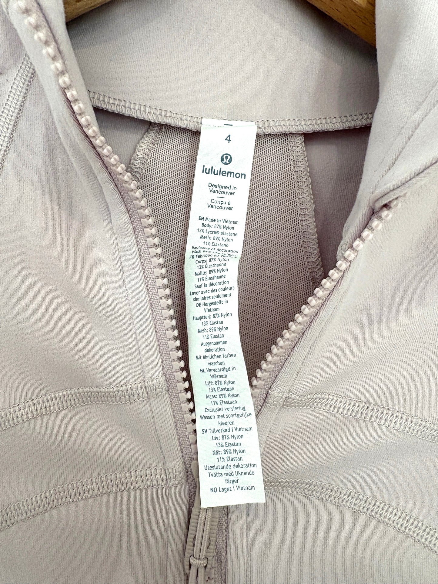 Lululemon Light Purple Full Zip Up Jacket UK 8
