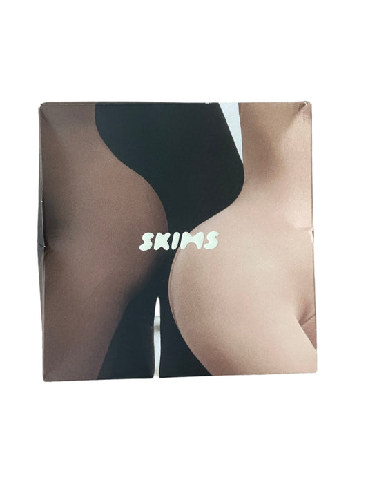 Skims Lifting Shorts XS