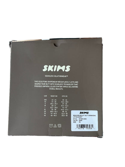 Skims Lifting Shorts XS