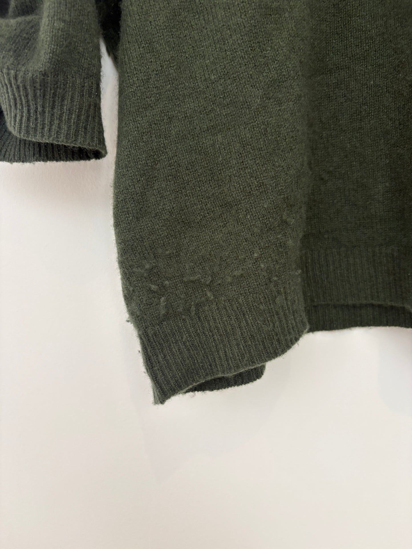 Frame Green Cashmere Ruched Sleeve Sweater L