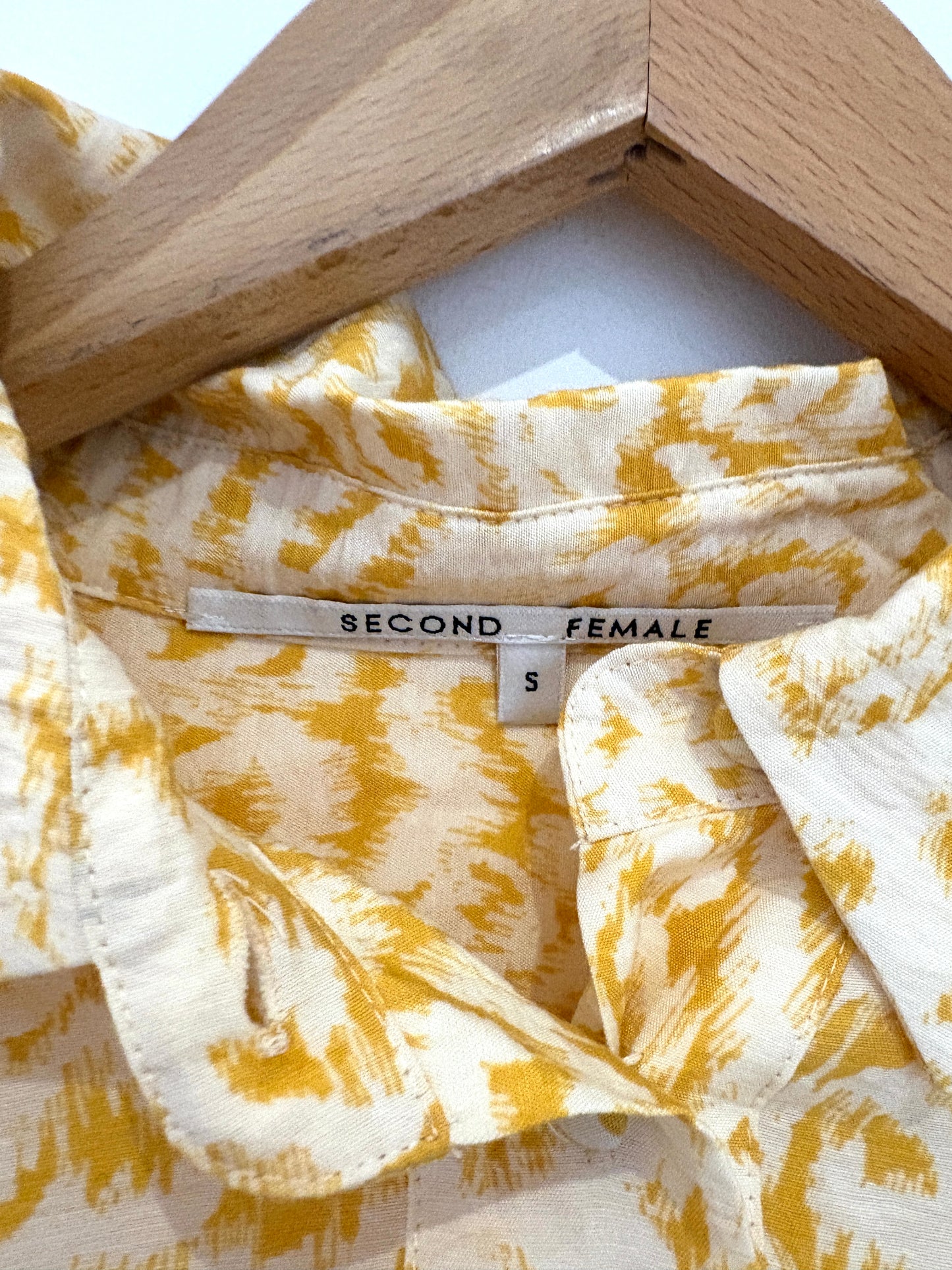 Second Female Yellow Print Shirt S
