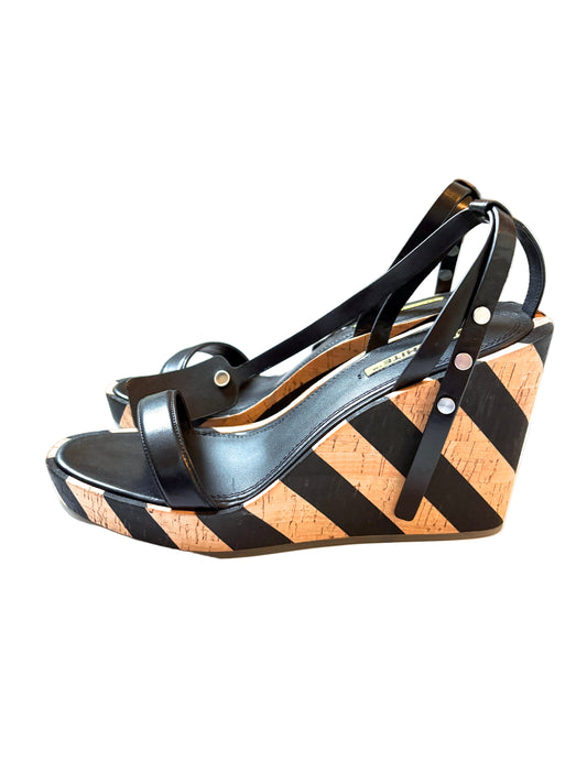  Off-White Striped Wedges 
