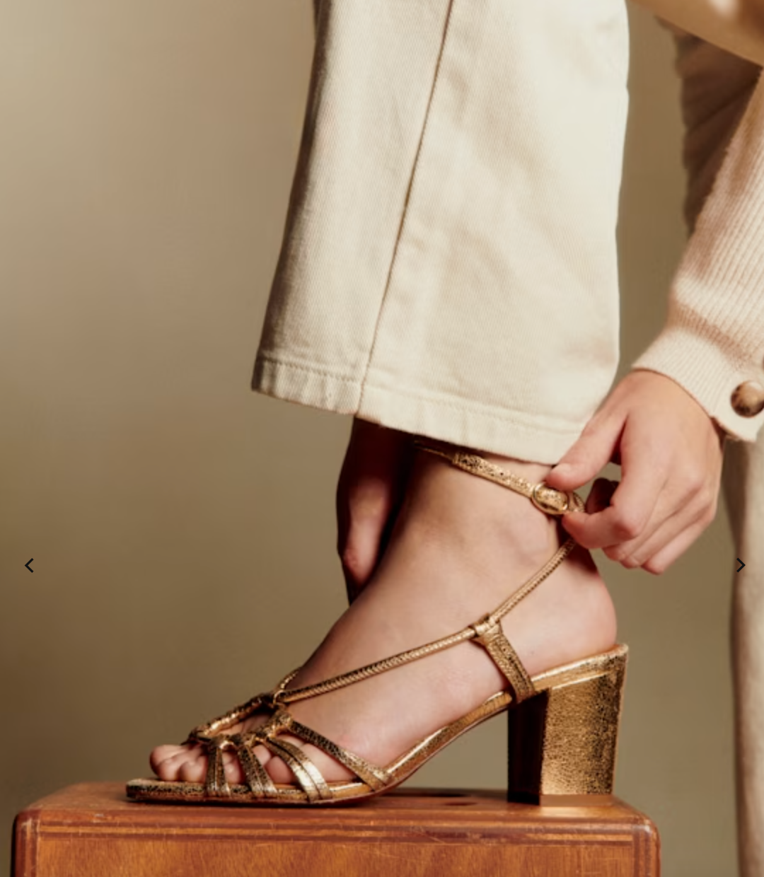 Sézane Gloria Gold Sandals UK 7